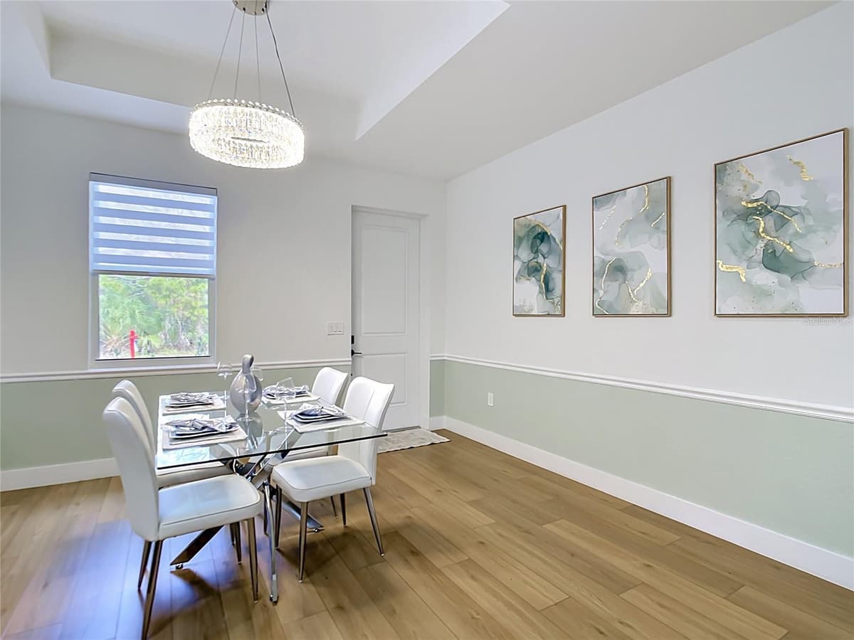 4586 MAURBACH TERRACE — photo 5 of 31