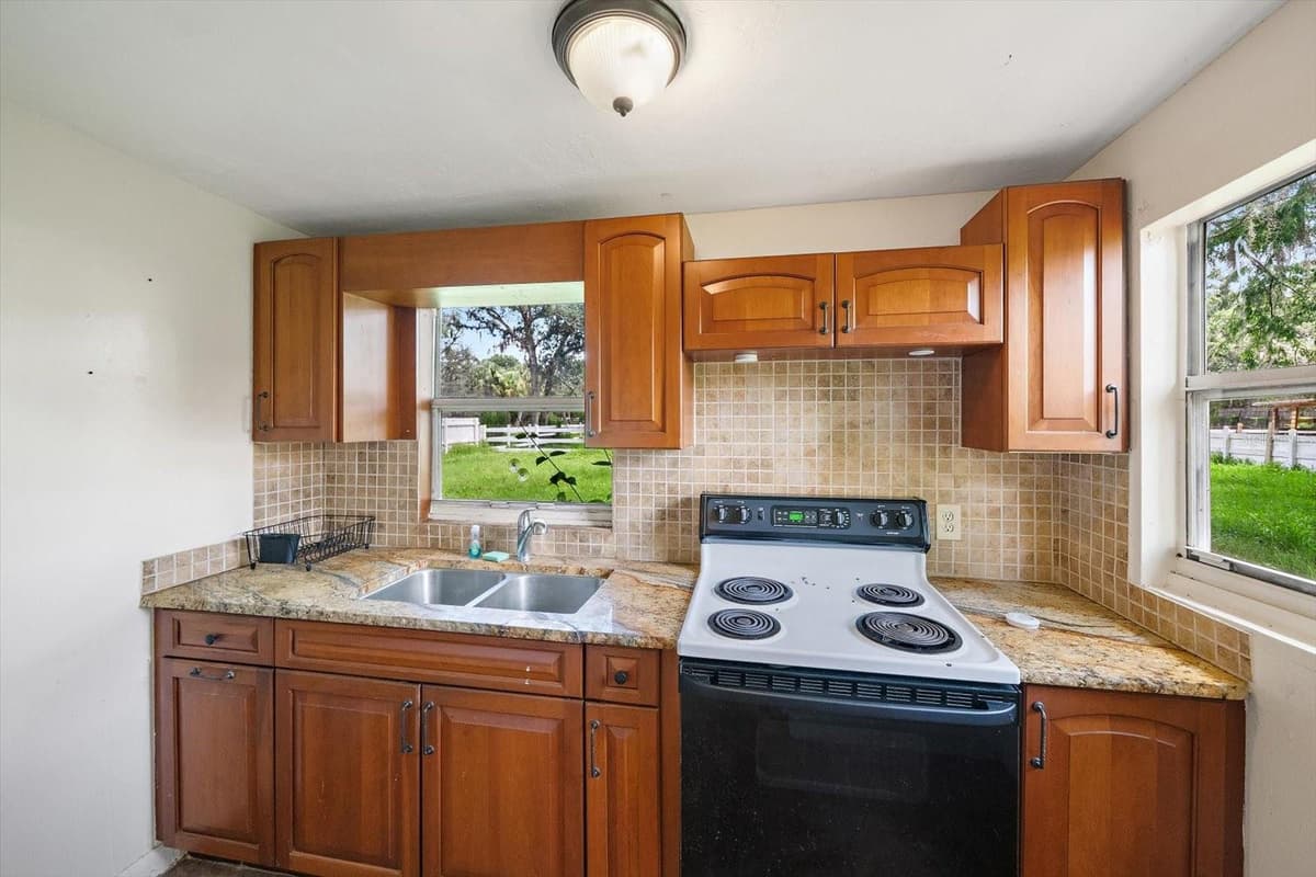 6709 PROCTOR ROAD — photo 38 of 58