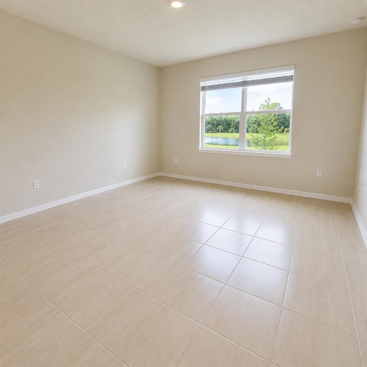 17391 SAW PALMETTO AVENUE — photo 11 of 24