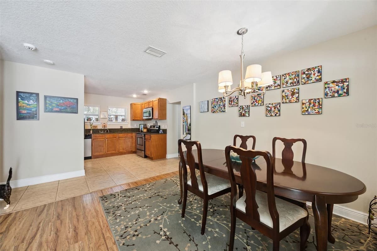 2109 GRANT AVENUE — photo 9 of 20