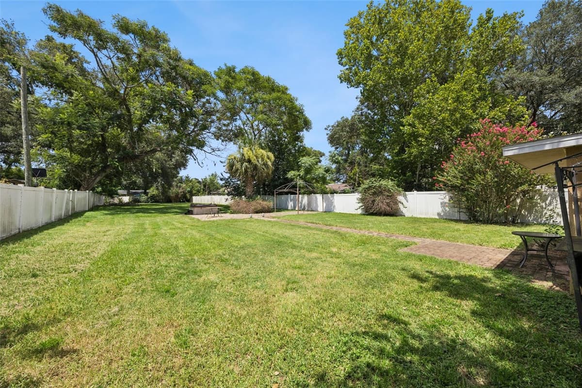 2109 GRANT AVENUE — photo 19 of 20