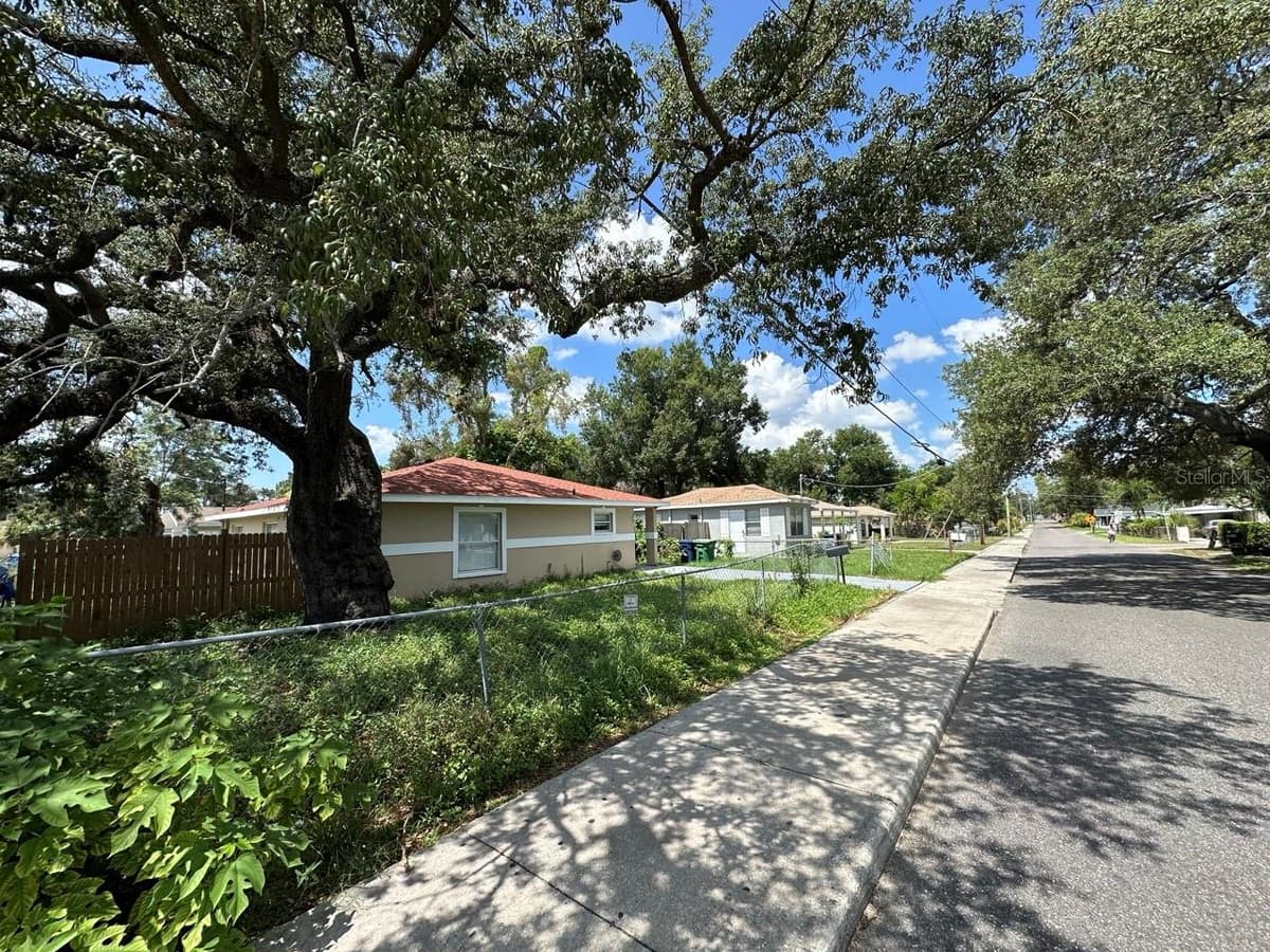 3613 CHELSEA STREET — photo 3 of 51
