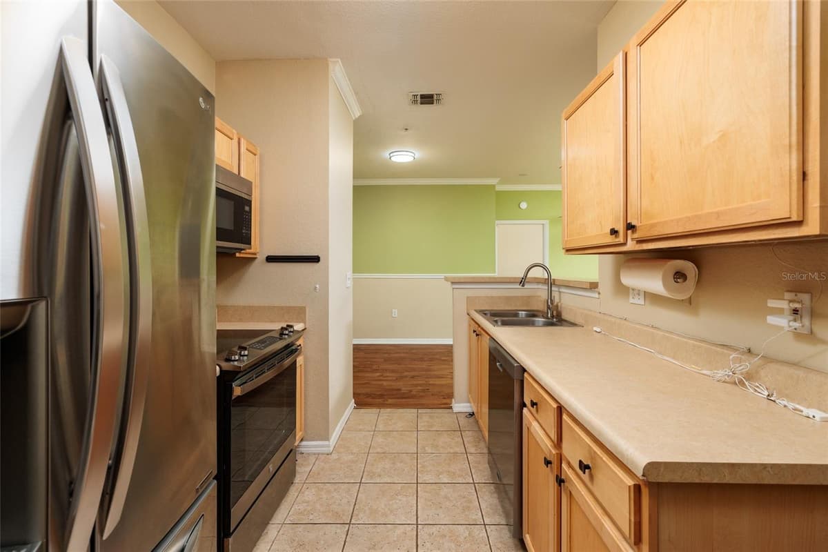 5000 CULBREATH KEY WAY — photo 14 of 66