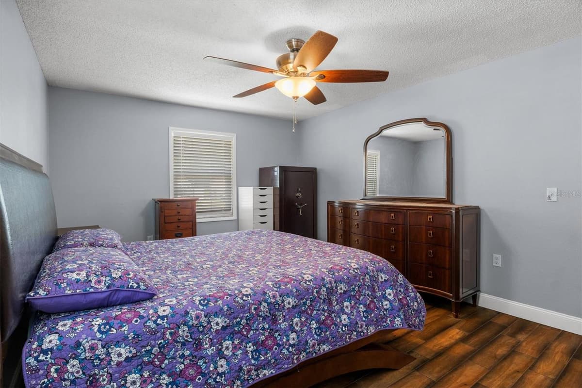 7229 ASHLAND DRIVE — photo 13 of 32