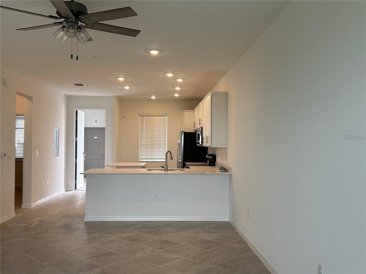 12240 WELLEN GOLF STREET — photo 7 of 69