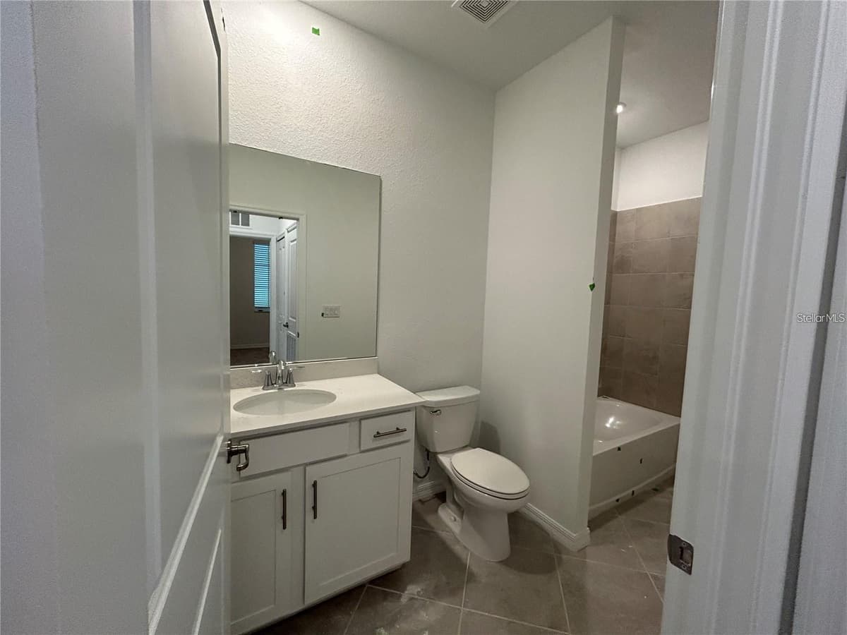 12240 WELLEN GOLF STREET — photo 11 of 69