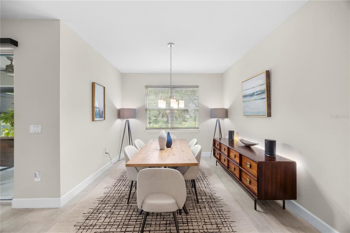 4916 HADER ROAD — photo 13 of 40