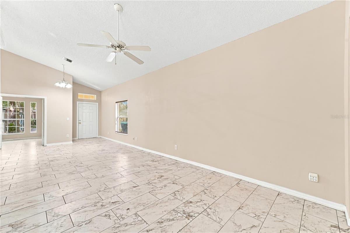 2155 KAYLAS COURT — photo 7 of 41