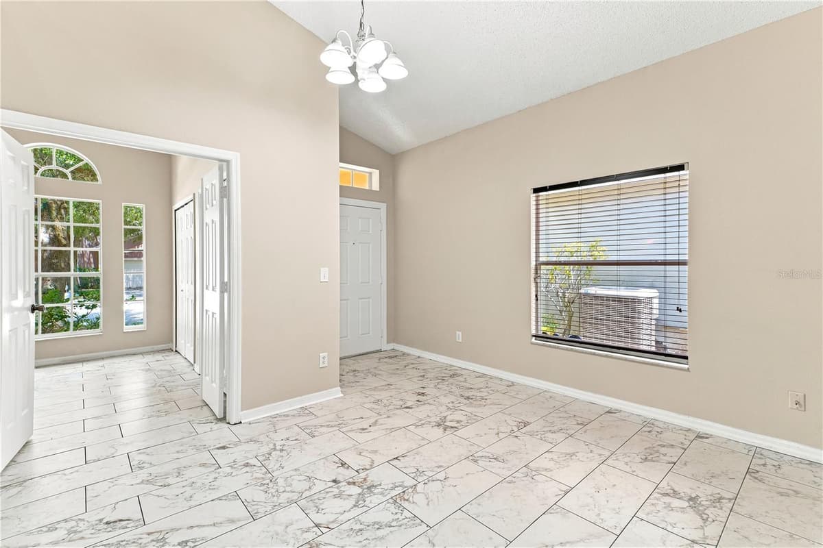 2155 KAYLAS COURT — photo 4 of 41