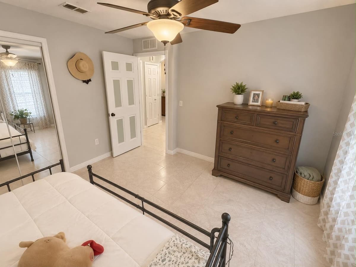 2333 AINSWORTH AVENUE — photo 16 of 22