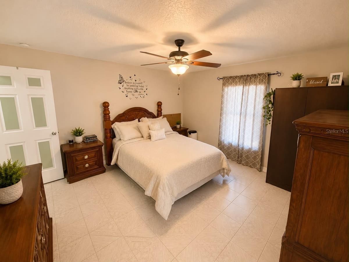 2333 AINSWORTH AVENUE — photo 14 of 22