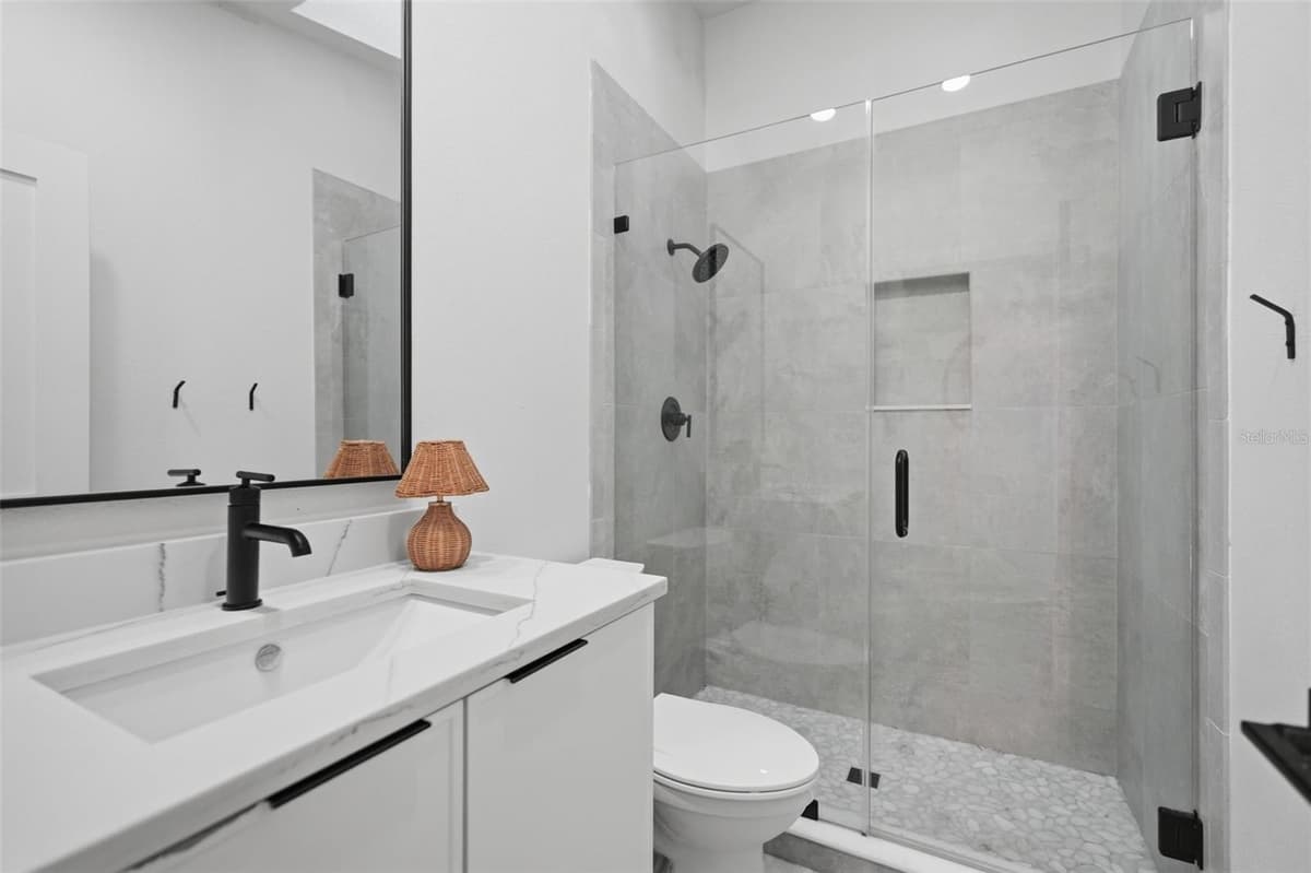 3199 AZALEA DRIVE — photo 20 of 56