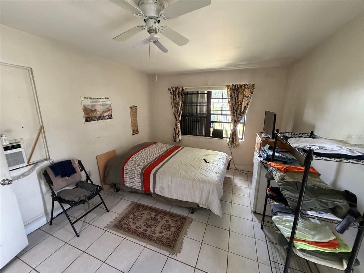 2447 ARTHUR STREET — photo 13 of 39
