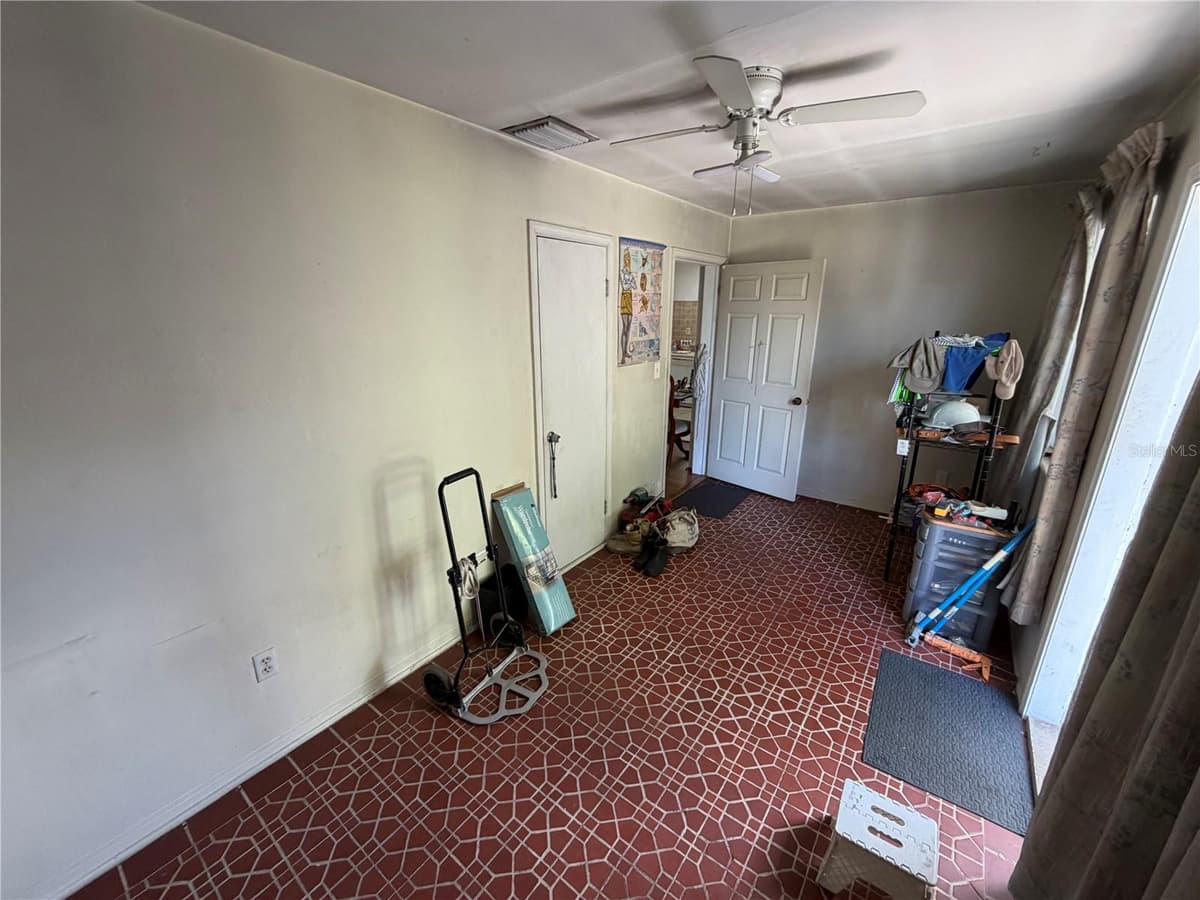 2447 ARTHUR STREET — photo 22 of 39
