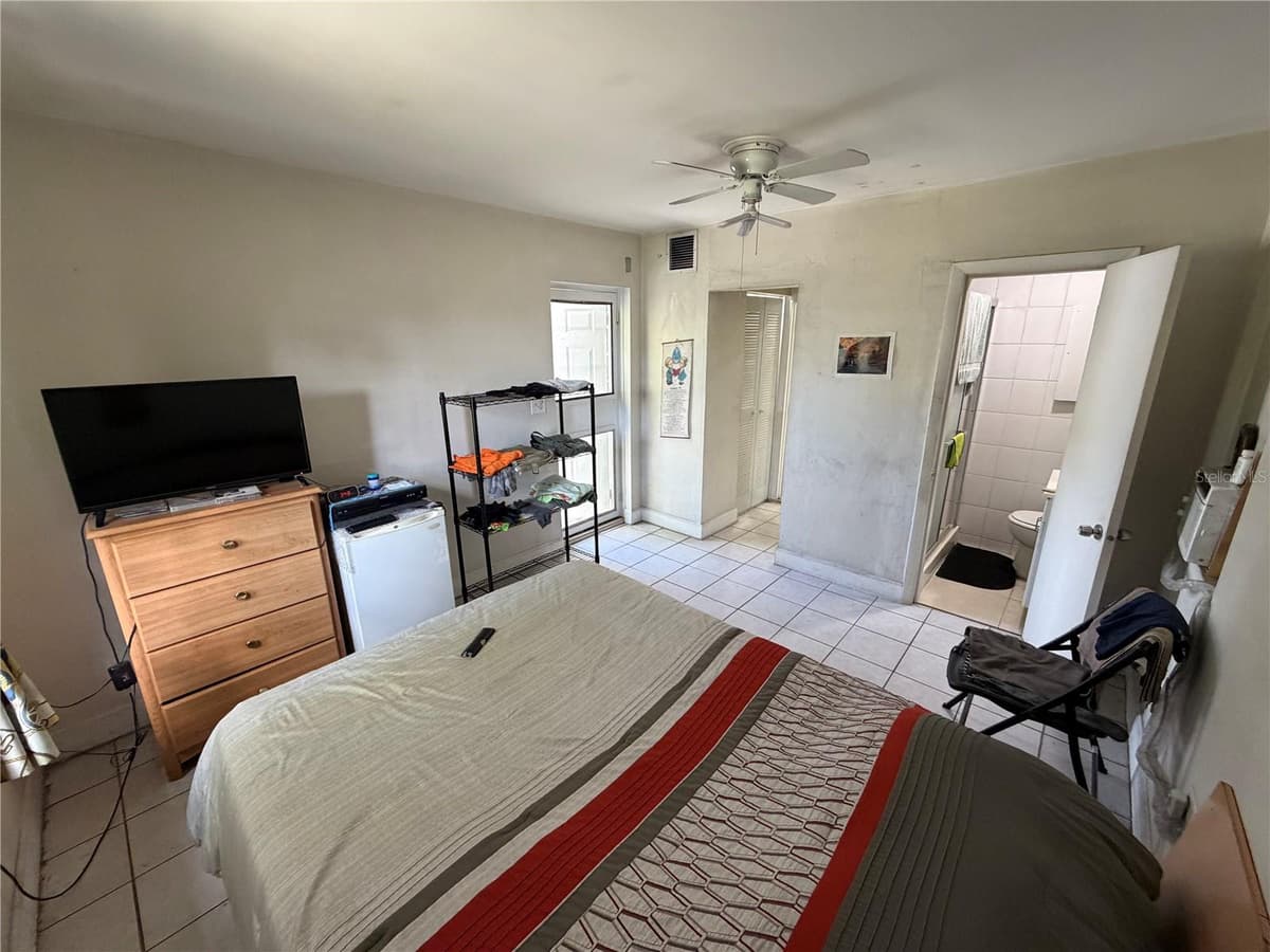2447 ARTHUR STREET — photo 14 of 39