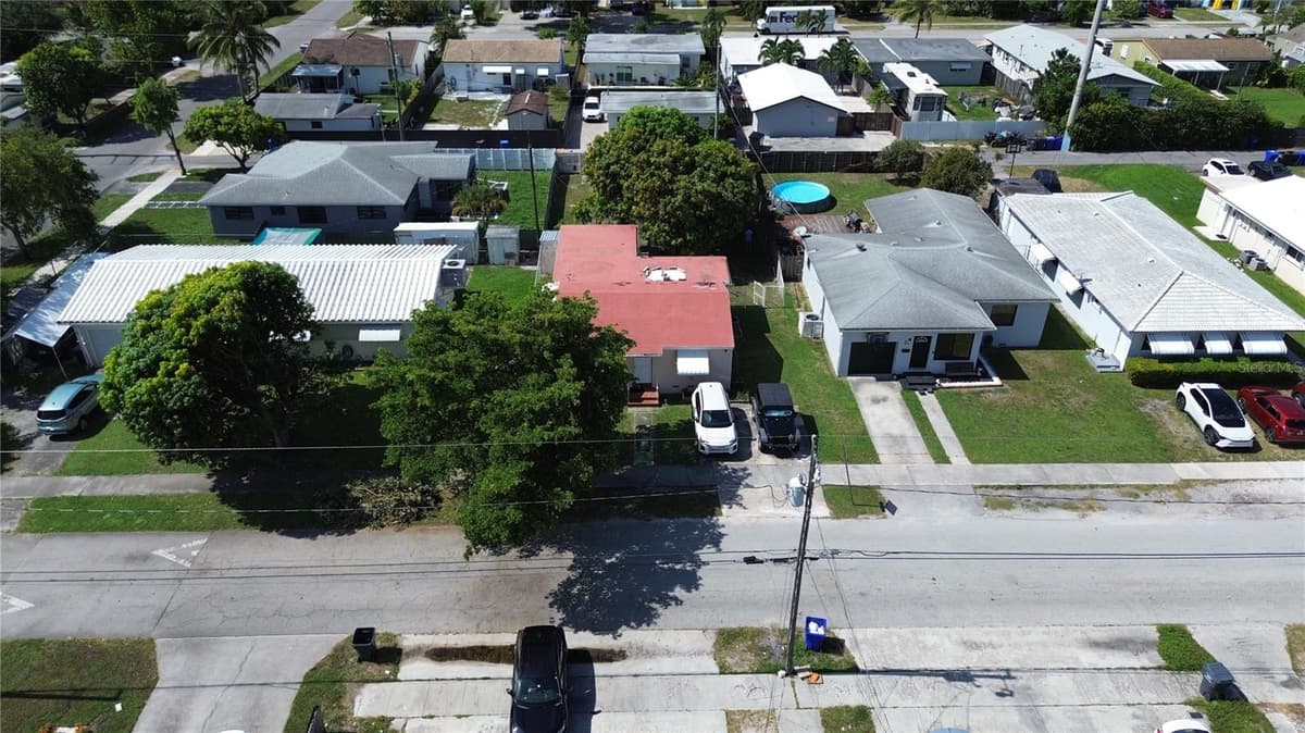 2447 ARTHUR STREET — photo 37 of 39