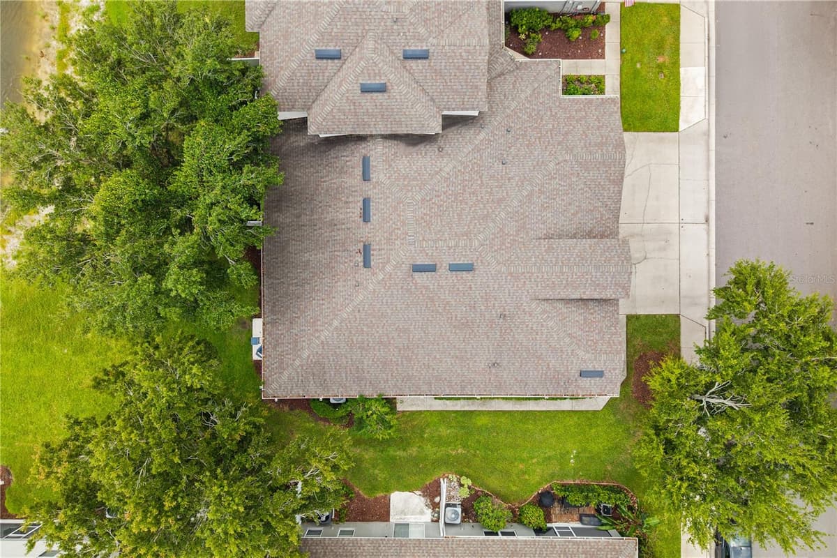 1121 TRAVERTINE TERRACE — photo 27 of 34