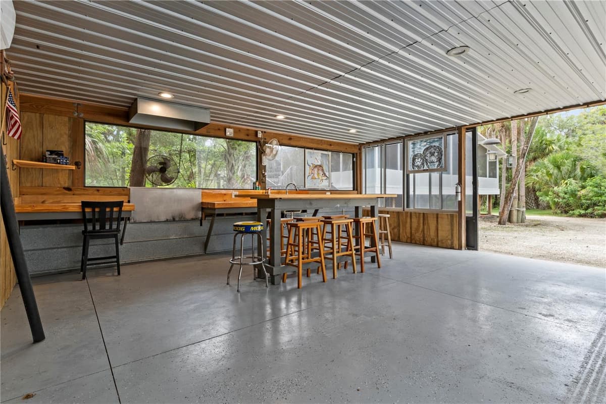 11720 NORTH PLACE — photo 43 of 59