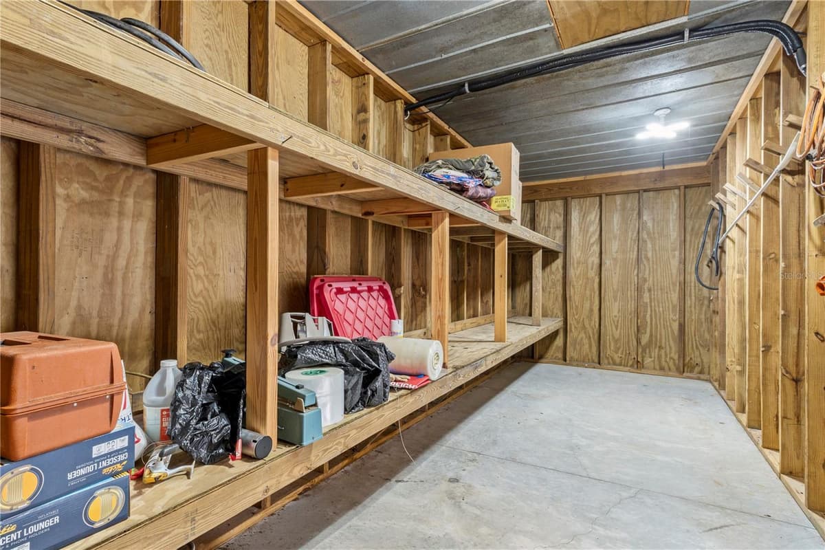 11720 NORTH PLACE — photo 45 of 59