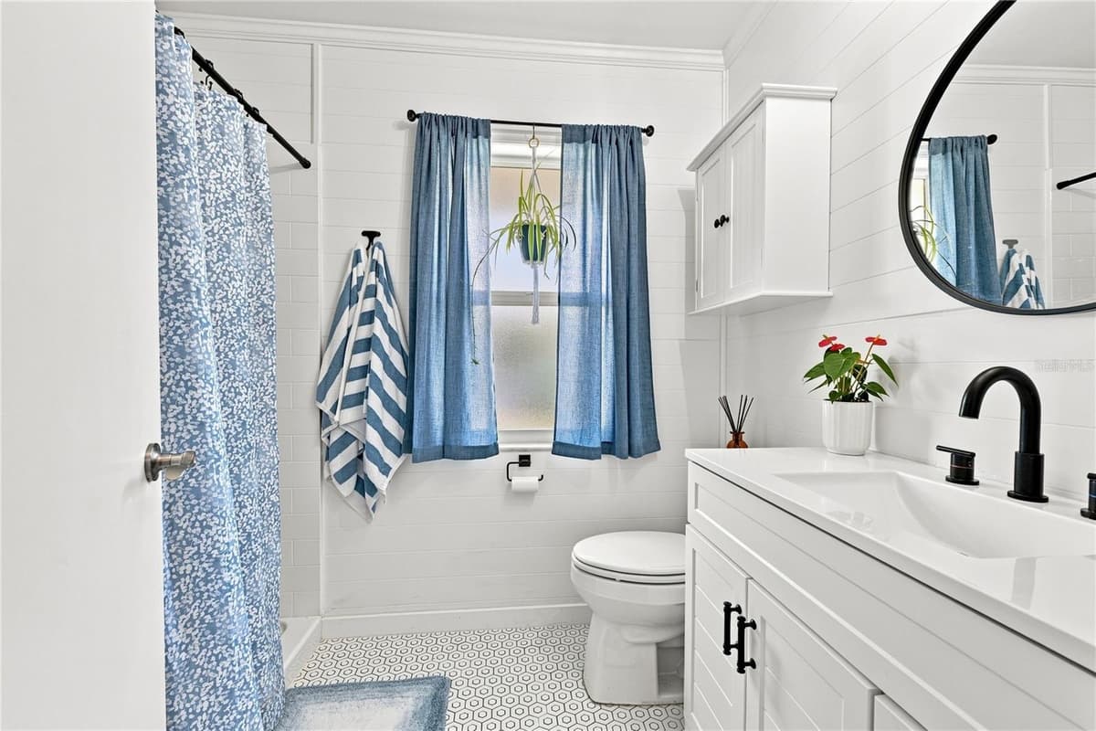1405 HACIENDA DRIVE — photo 30 of 48