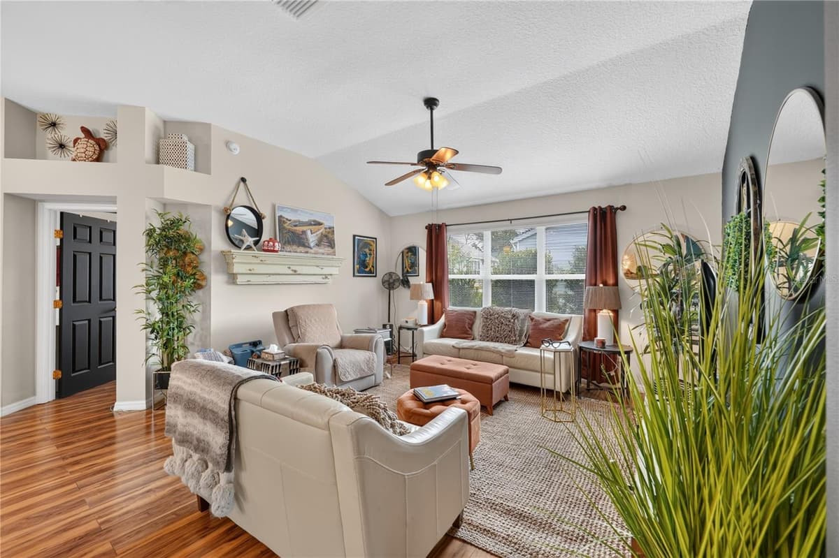 313 GONZALES PLACE — photo 6 of 22