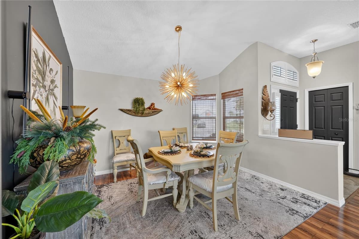 313 GONZALES PLACE — photo 9 of 22