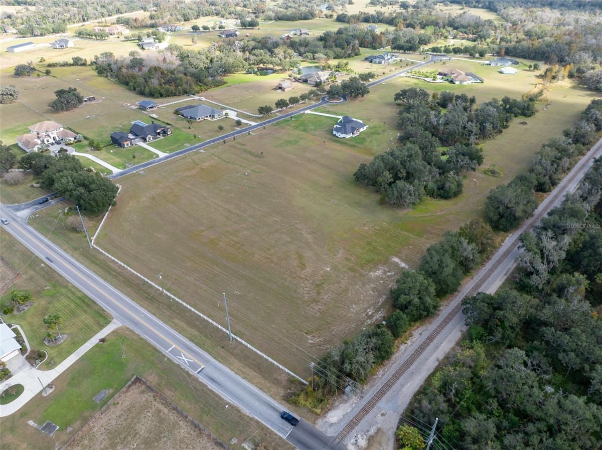 103 ALAFIA ESTATES LANE — photo 9 of 22
