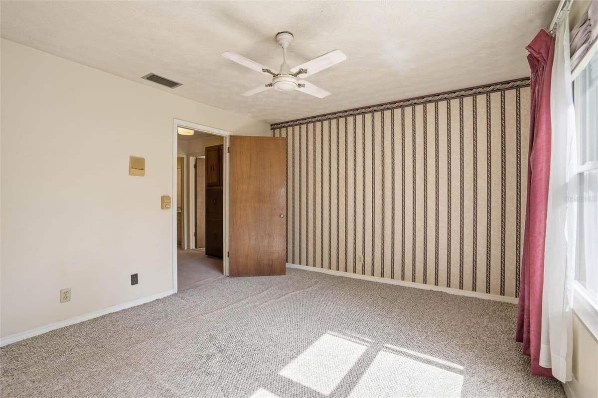 2406 ELBOW ROAD — photo 33 of 40