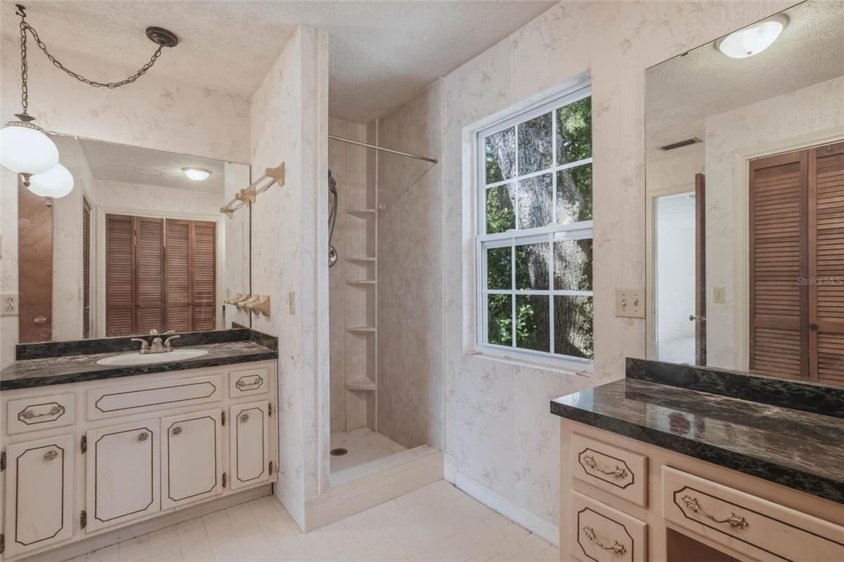 2406 ELBOW ROAD — photo 31 of 40