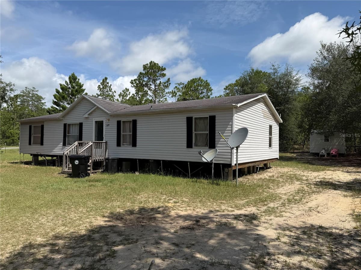 6274 EMORY AVENUE — photo 1 of 19