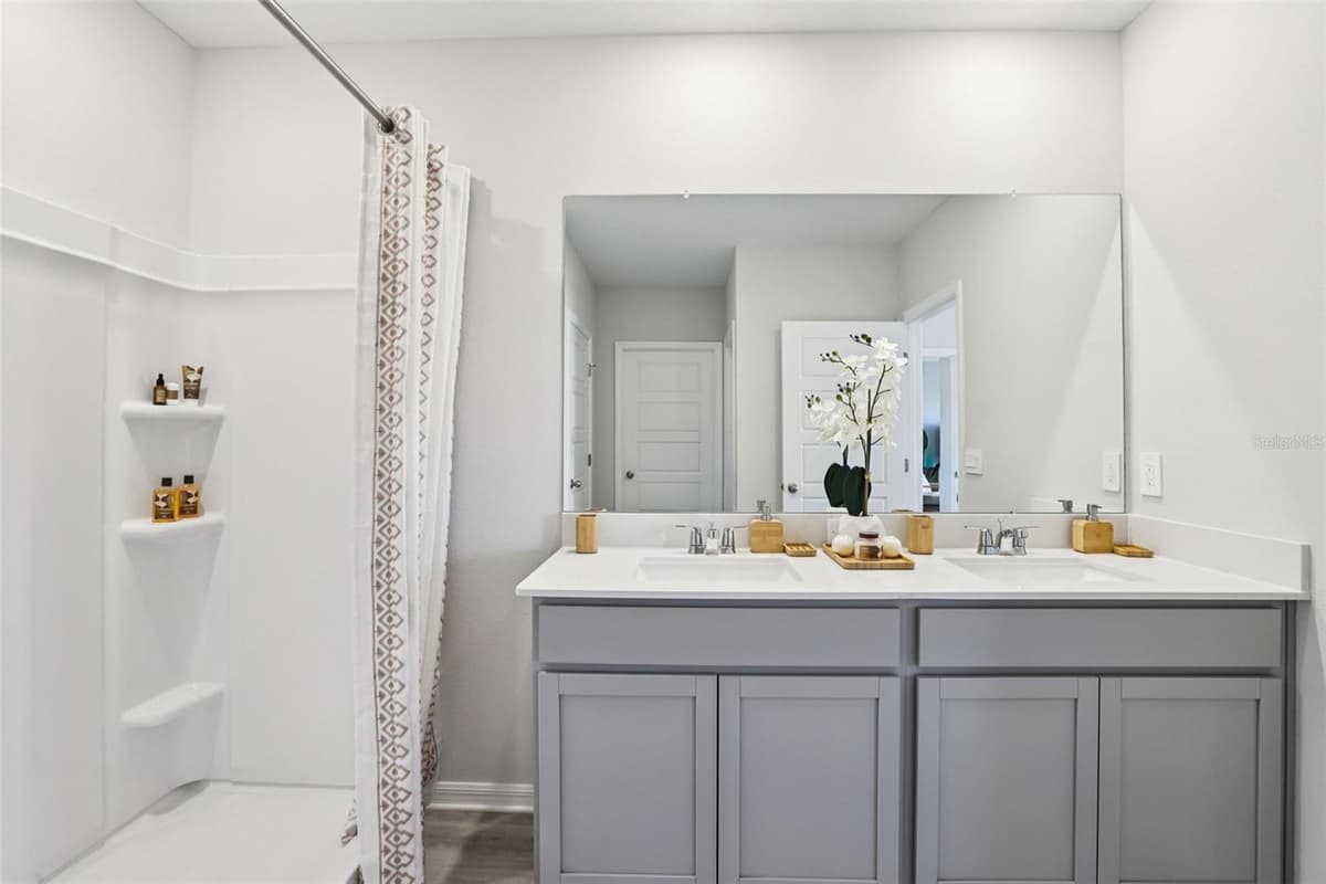 3748 GIORGIO DRIVE — photo 19 of 28