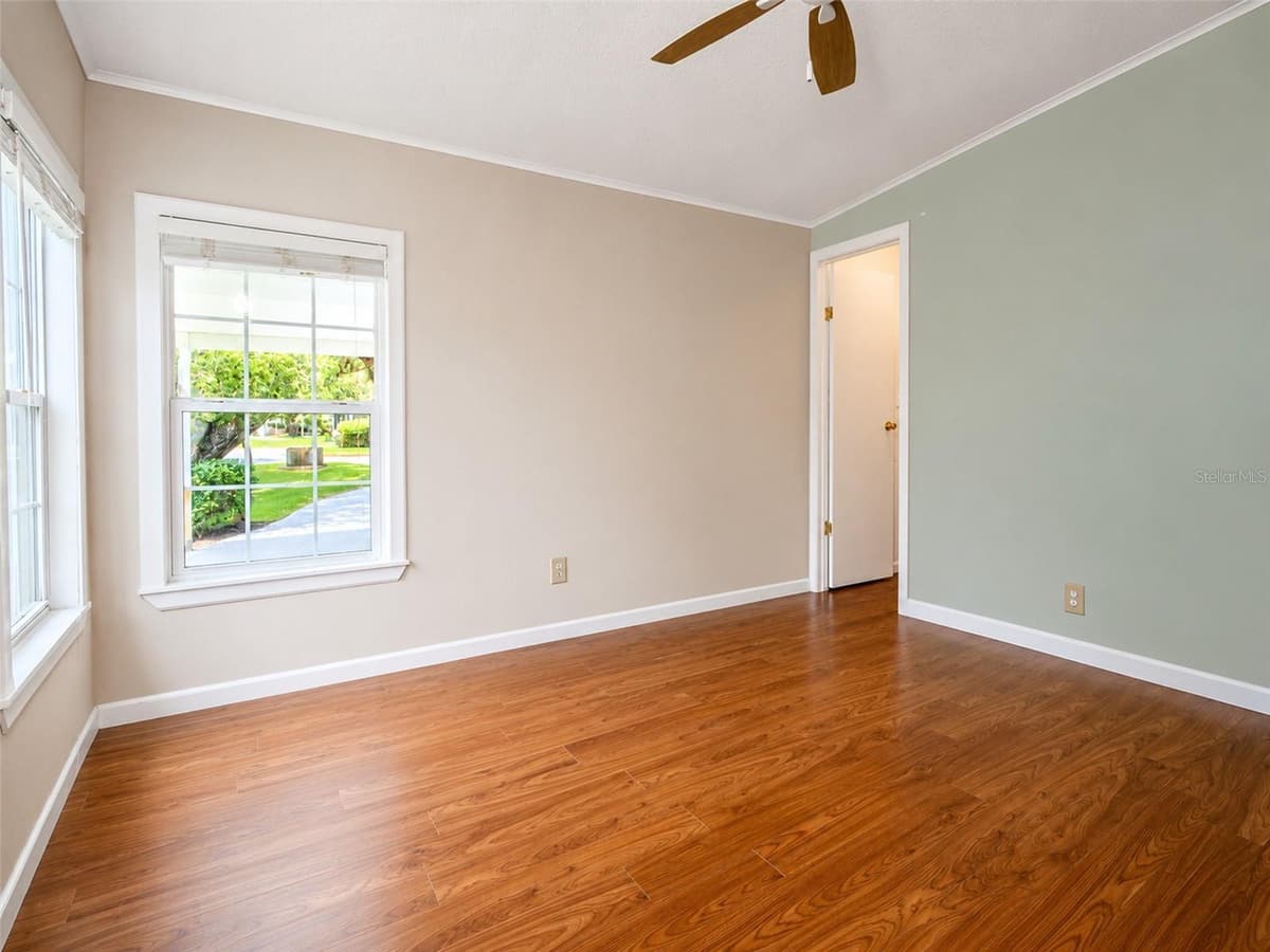 604 TOPSIDE CIRCLE — photo 23 of 41