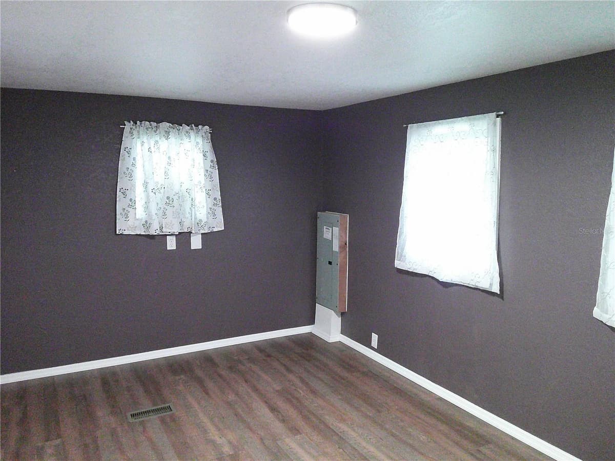6250 CONNECTICUT STREET — photo 12 of 21