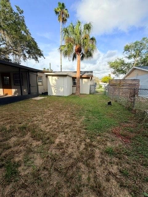 7317 OELSNER STREET — photo 4 of 26