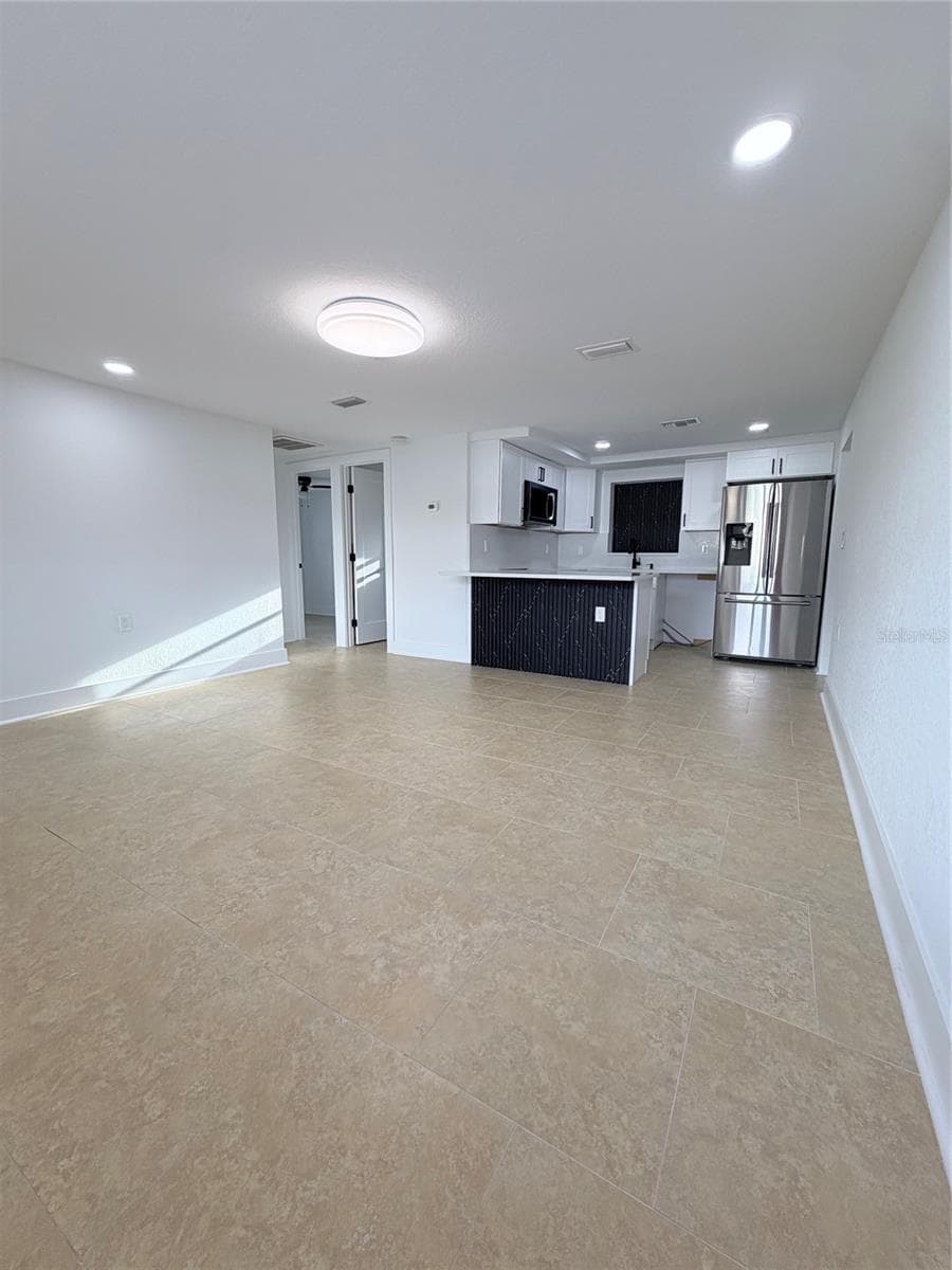 7317 OELSNER STREET — photo 10 of 26