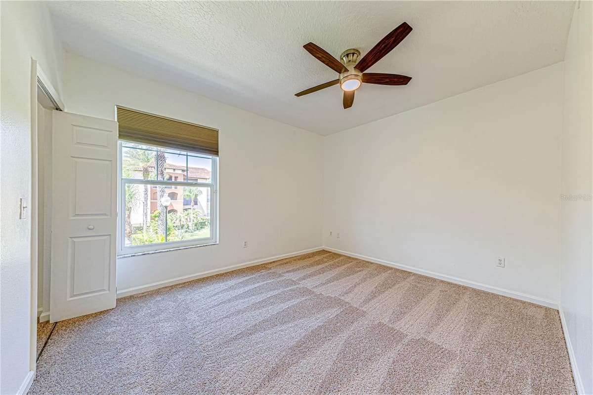 5500 METROWEST BOULEVARD — photo 20 of 30