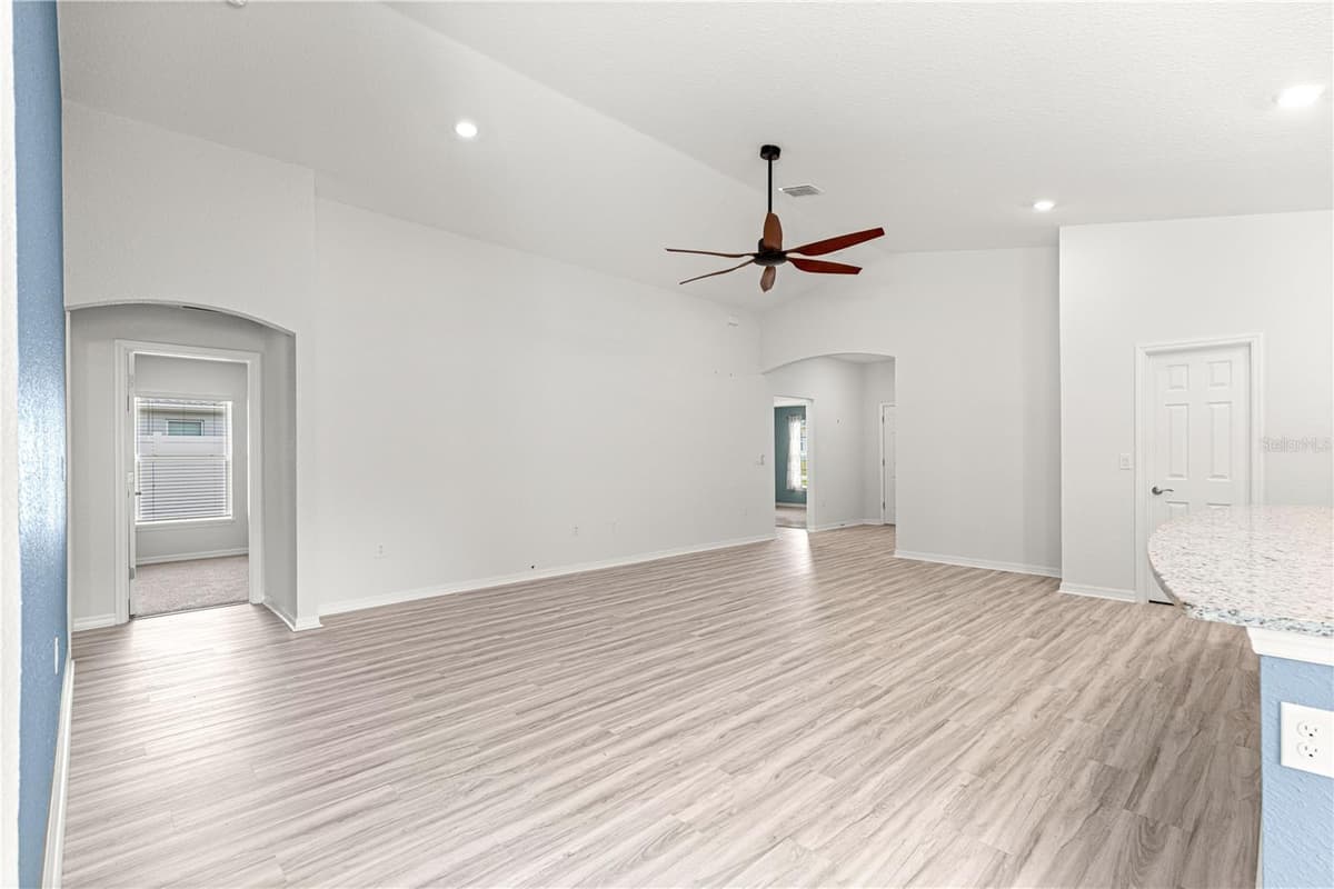 9112 41ST COURT ROAD — photo 15 of 52