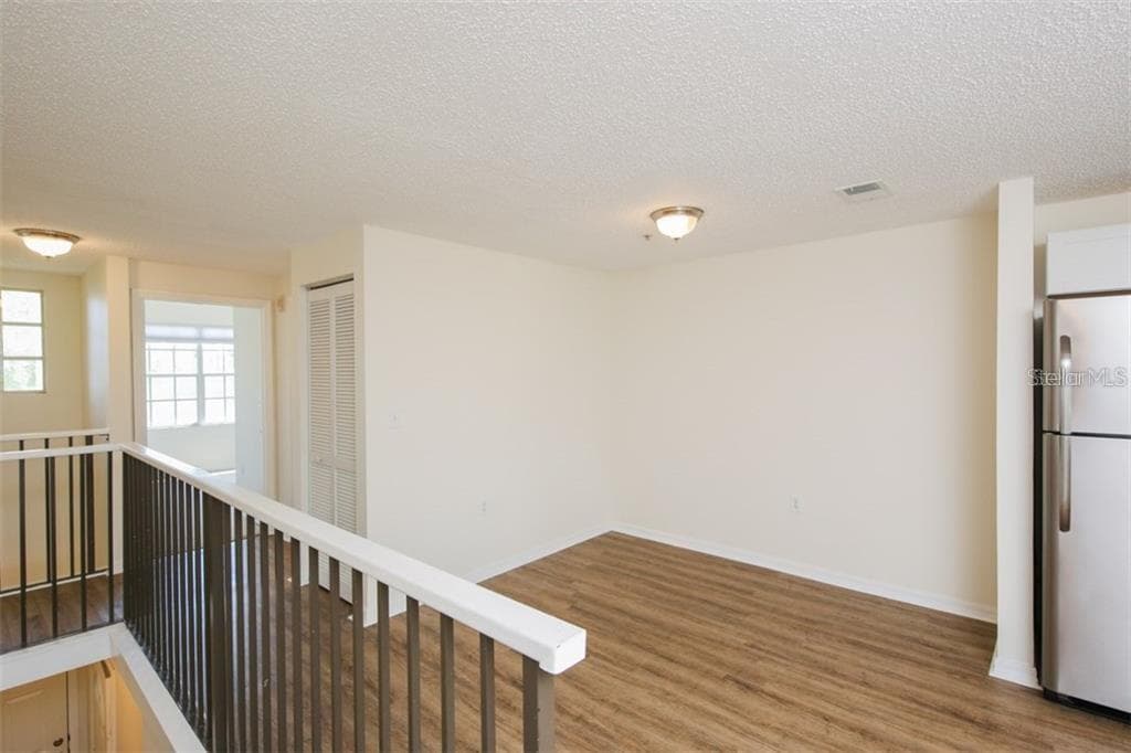 5655 BENTGRASS DRIVE — photo 7 of 27