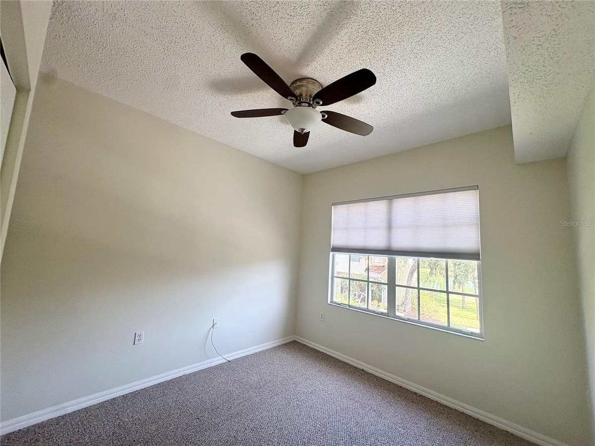 5655 BENTGRASS DRIVE — photo 20 of 27
