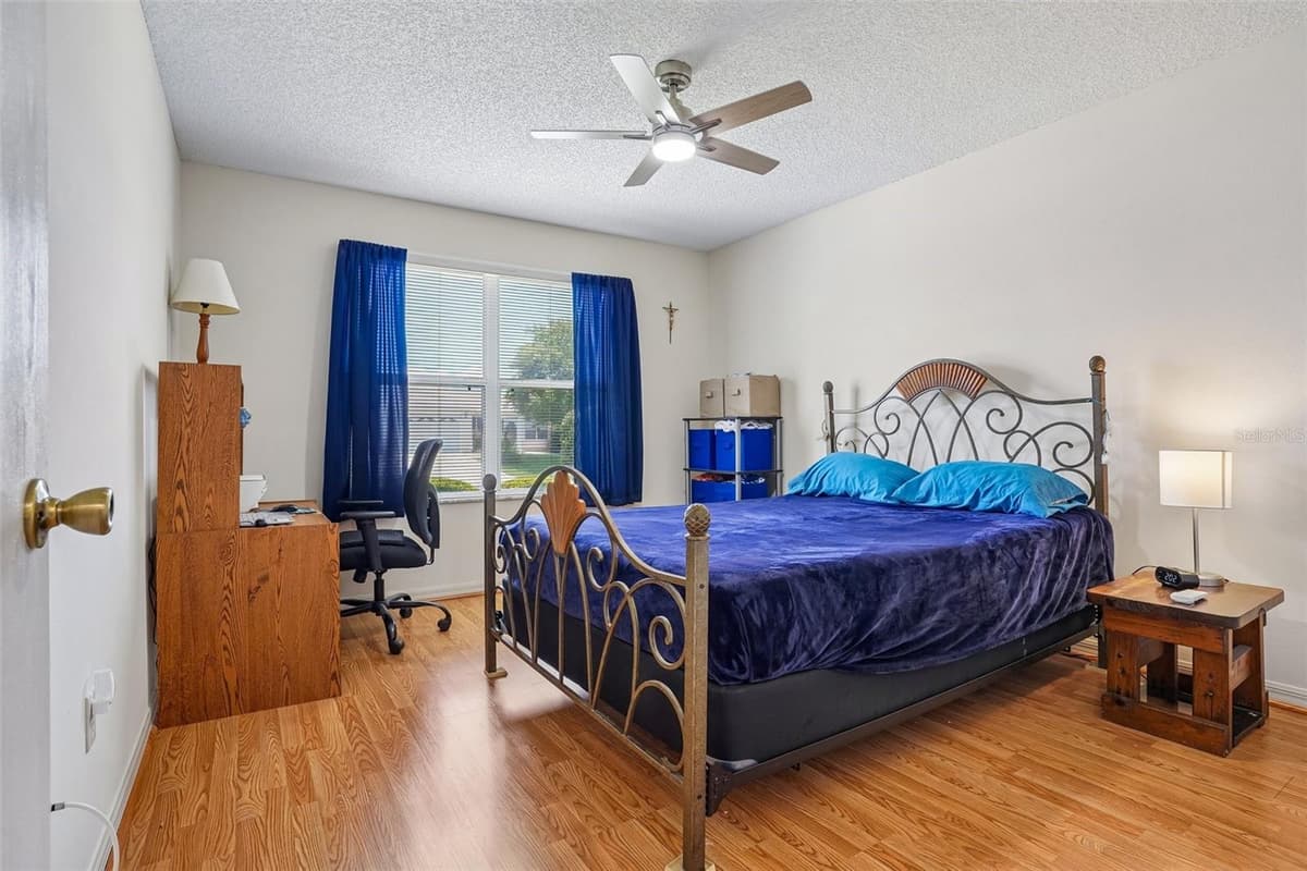 970 KENOVA AVENUE — photo 21 of 48