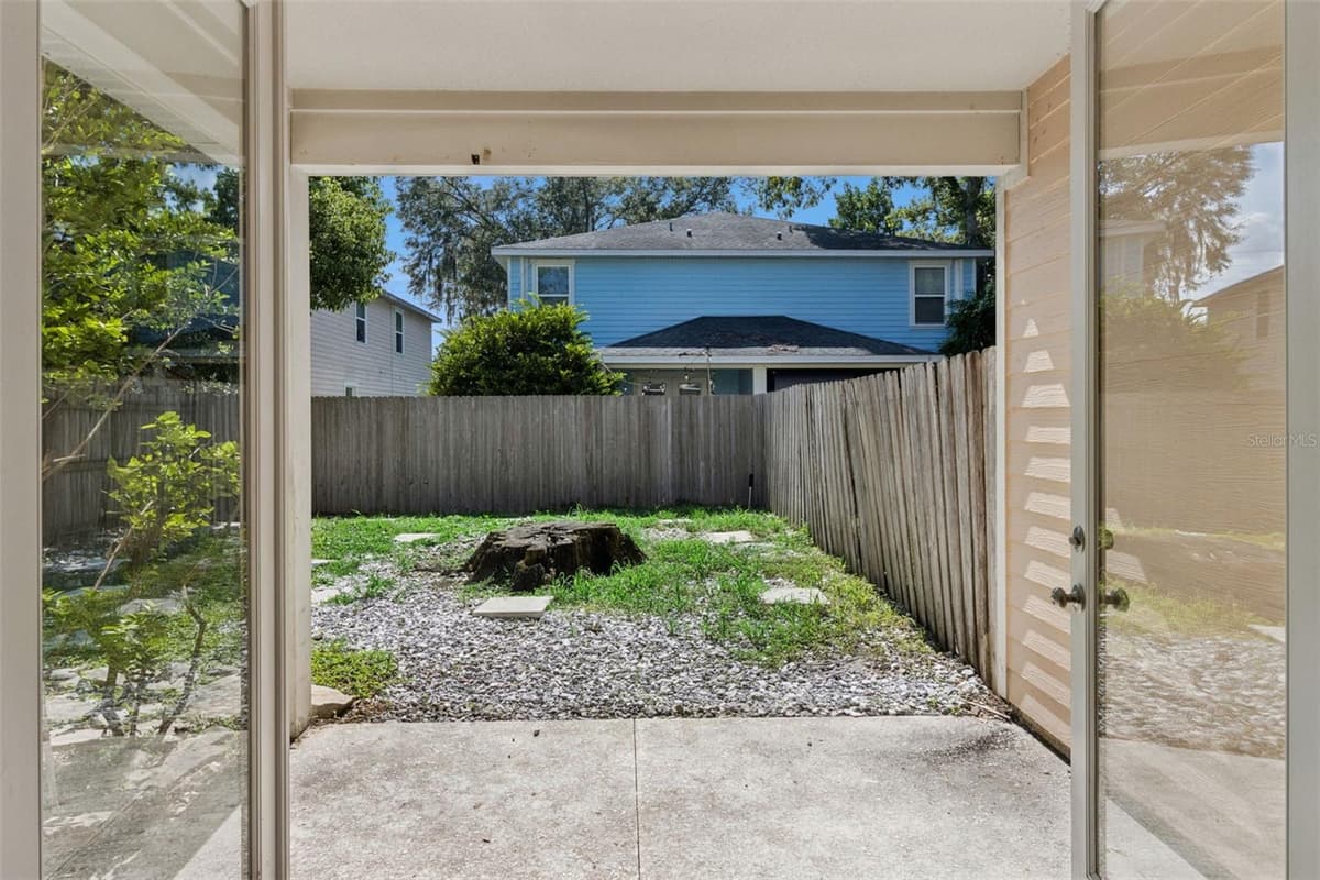 2544 MAYER STREET — photo 38 of 38