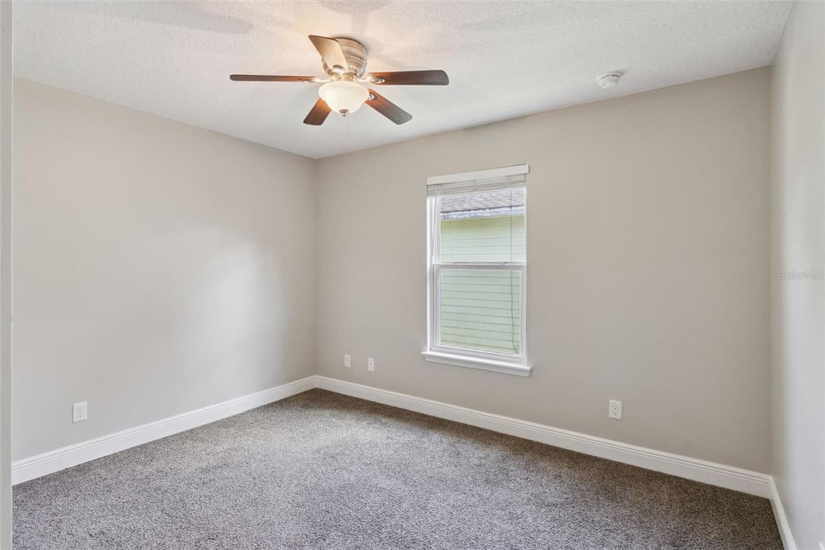2544 MAYER STREET — photo 35 of 38