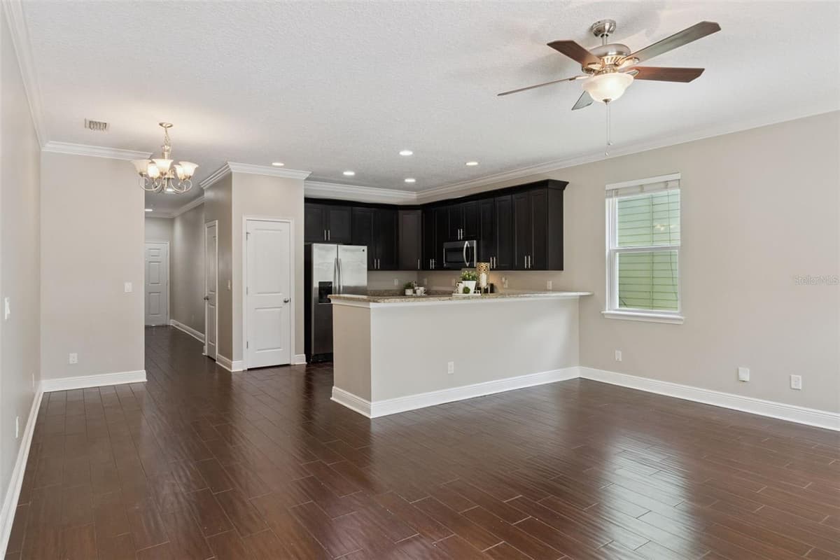 2544 MAYER STREET — photo 26 of 38