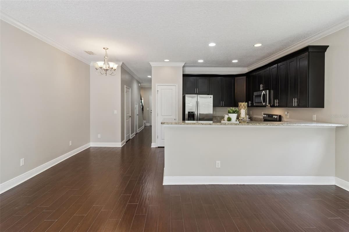 2544 MAYER STREET — photo 27 of 38