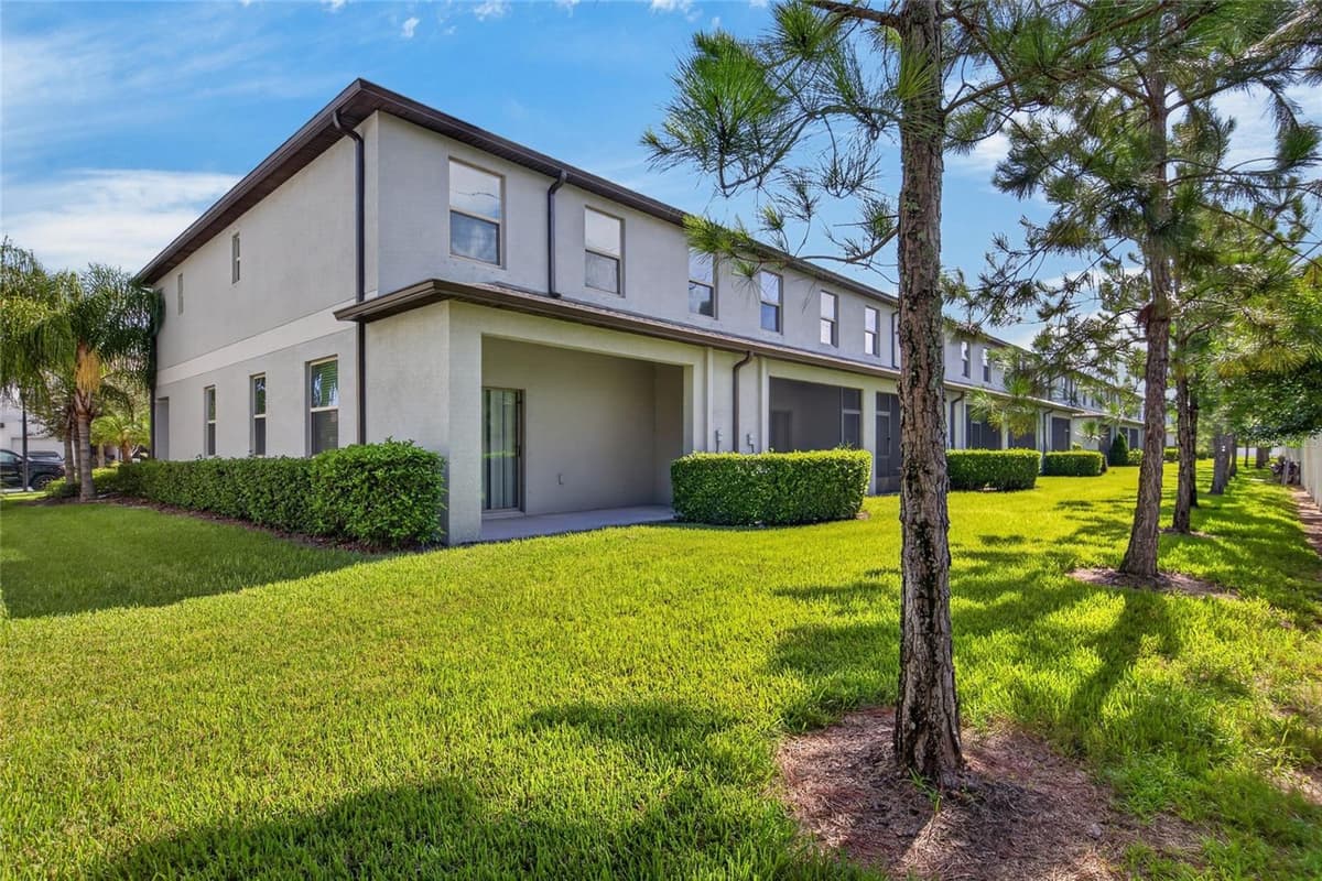 7617 GINGER LILY COURT — photo 4 of 39
