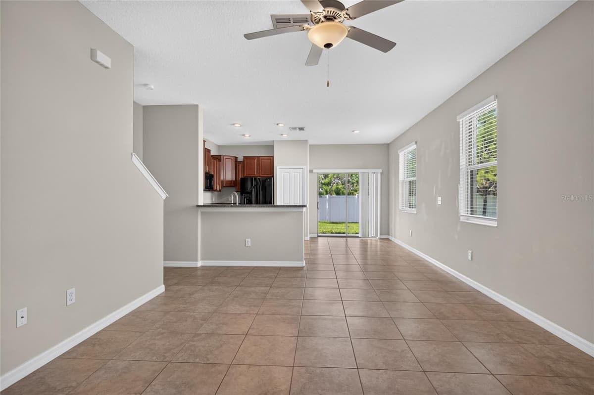 7617 GINGER LILY COURT — photo 10 of 39