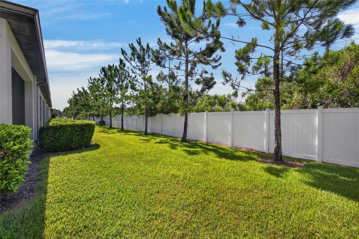 7617 GINGER LILY COURT — photo 3 of 39