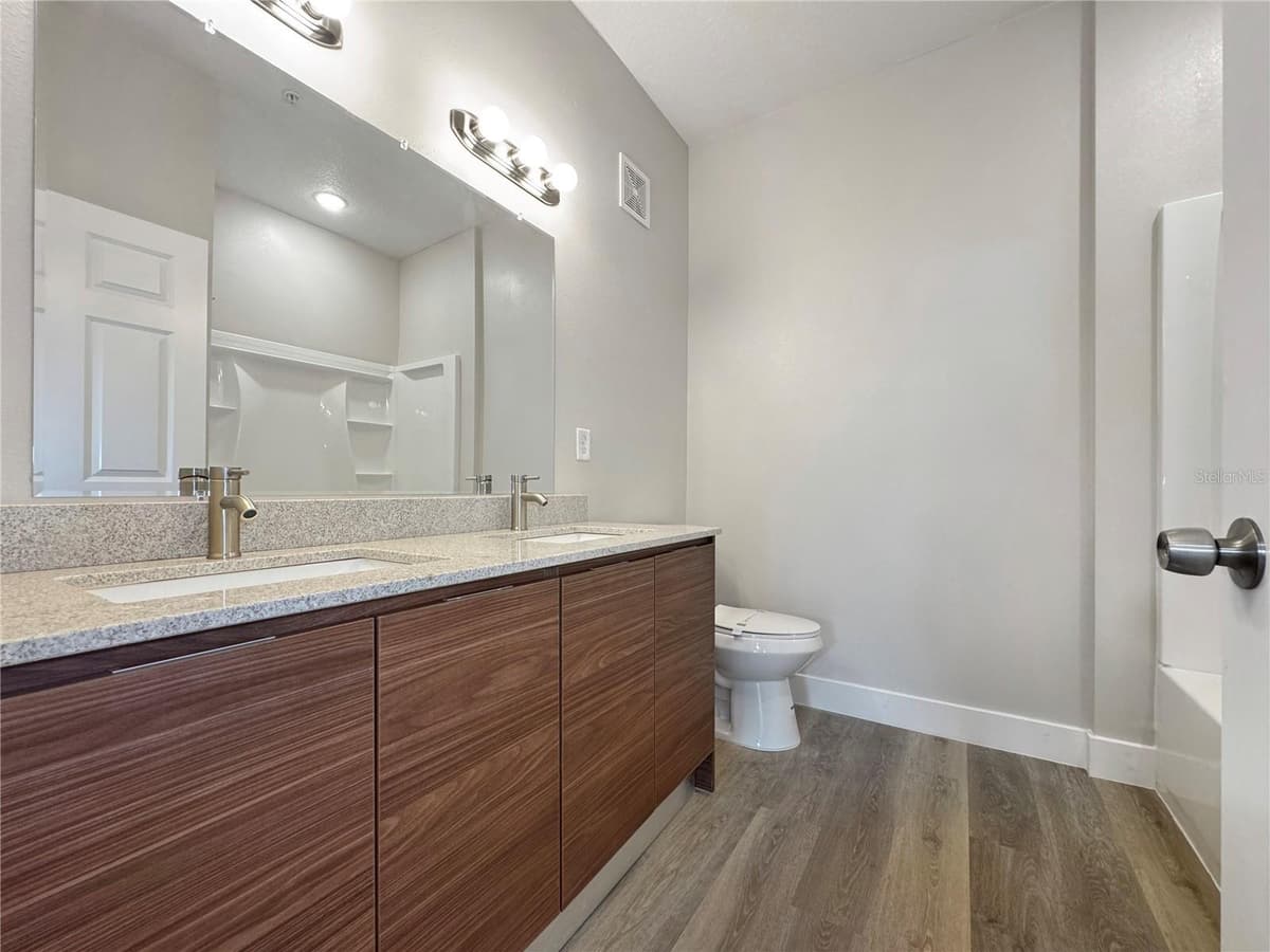 4424 TEXAS AVENUE — photo 13 of 42