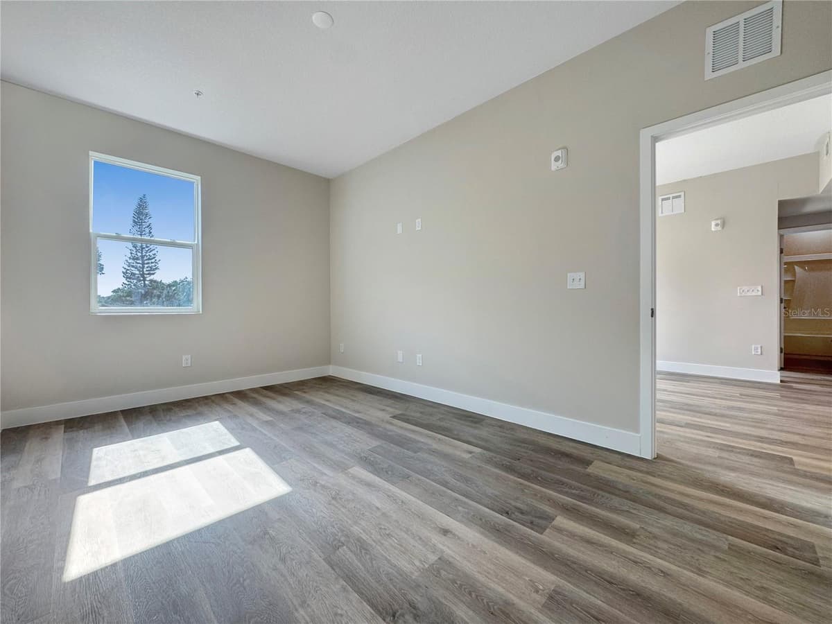 4424 TEXAS AVENUE — photo 17 of 42