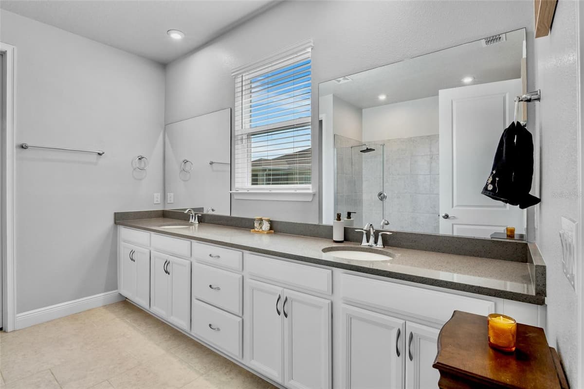 12351 51ST STREET — photo 10 of 25